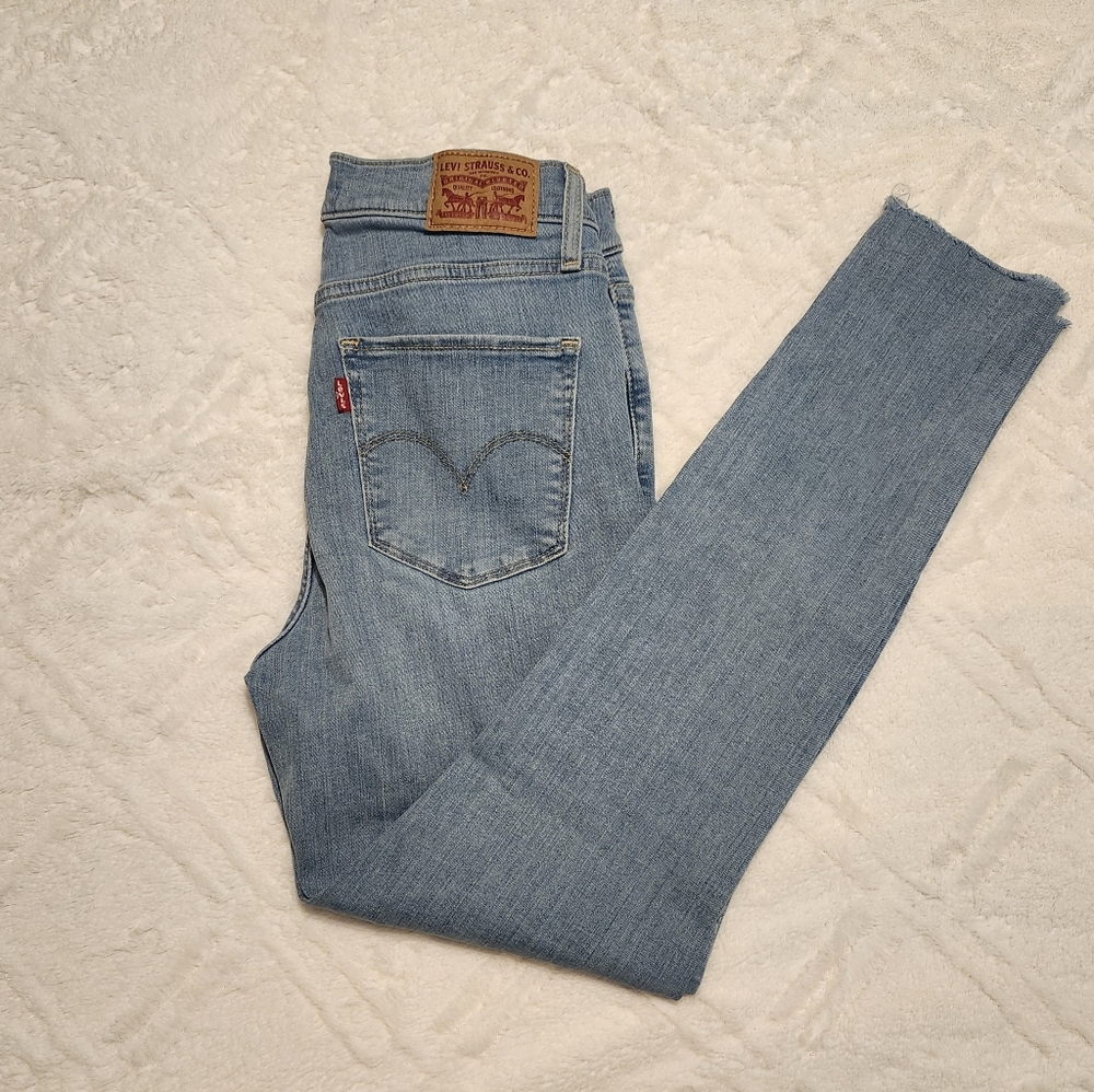 Levi's 720 High Rise Super Skinny Jeans